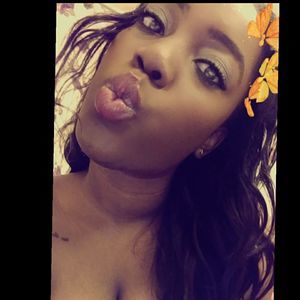 Meet your Posher, Ariane